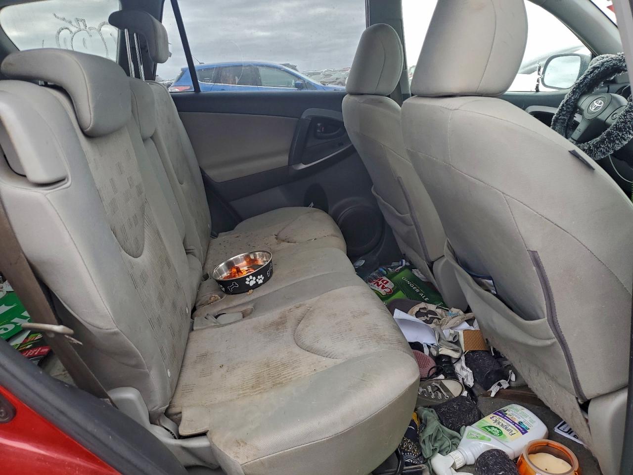 2010 TOYOTA RAV4 photo 21