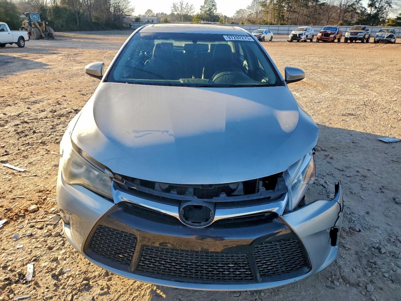 2016 TOYOTA CAMRY LE photo 9