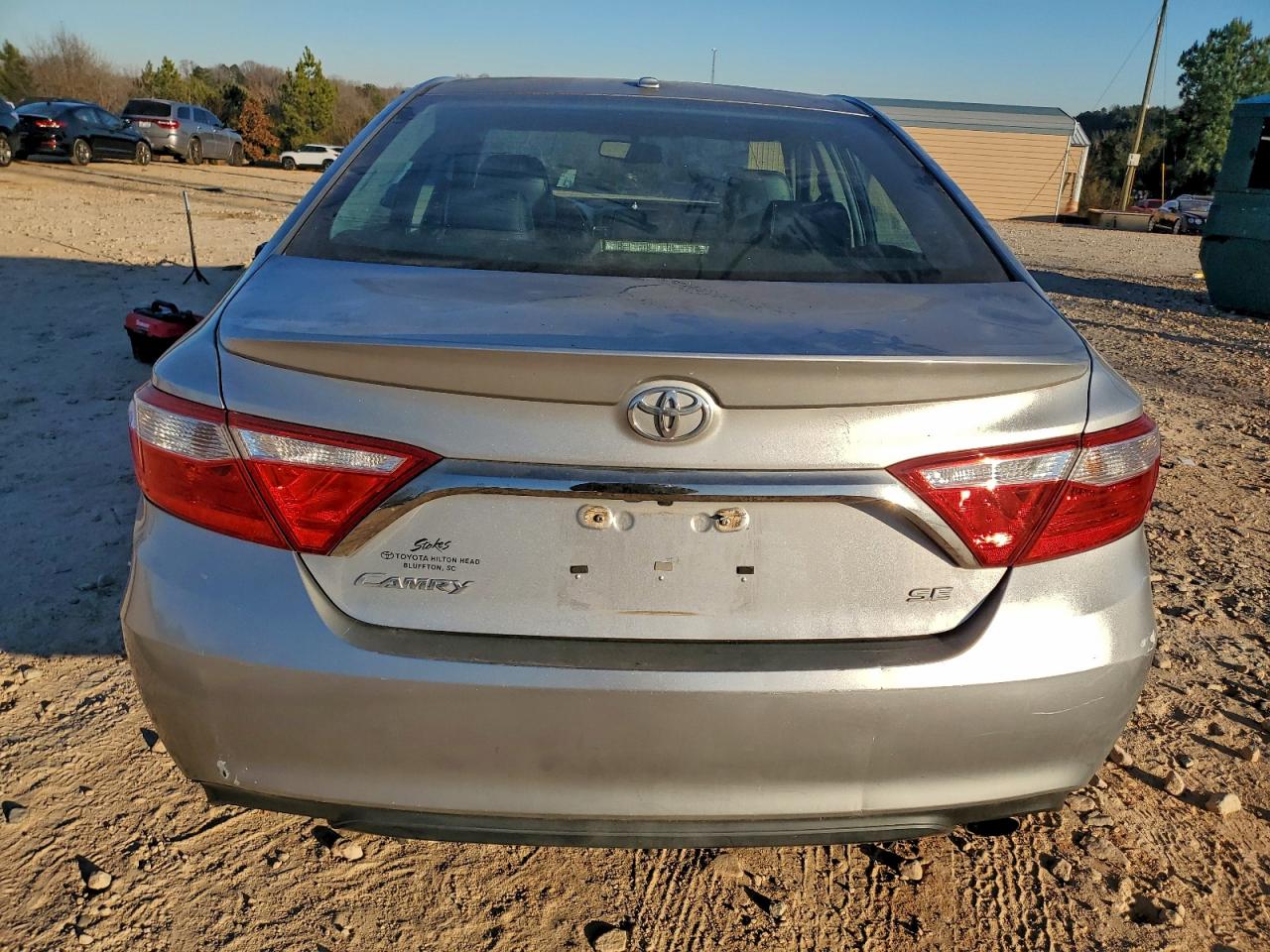 2016 TOYOTA CAMRY LE photo 11