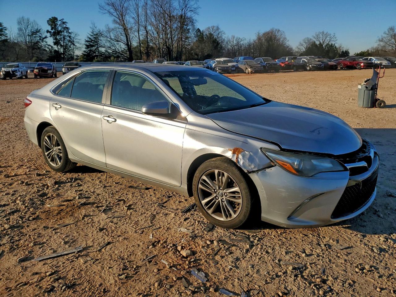 2016 TOYOTA CAMRY LE photo 7