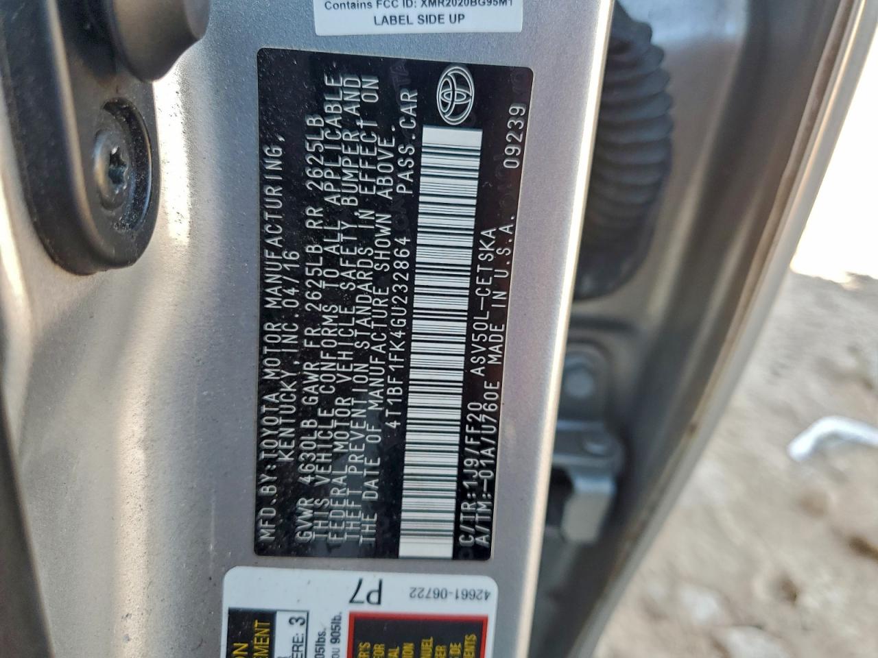 2016 TOYOTA CAMRY LE photo 23