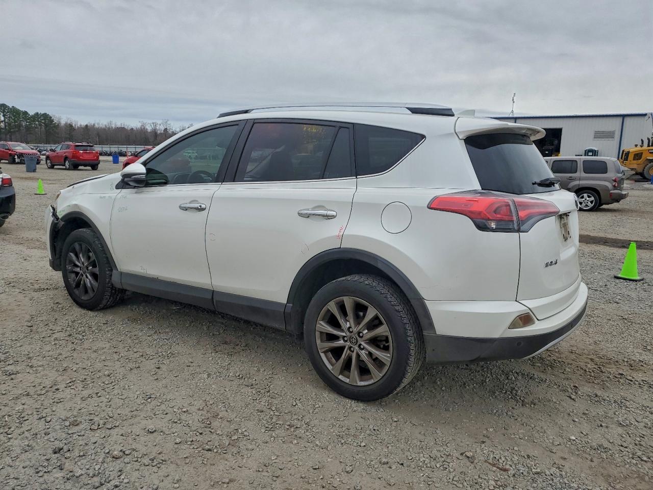 2016 TOYOTA RAV4 LIMITED photo 4
