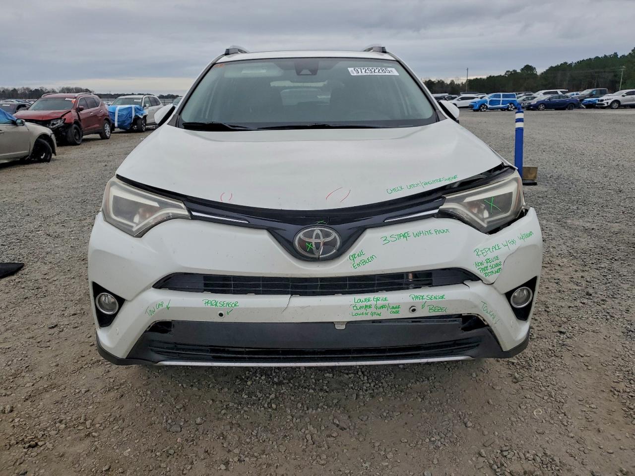 2016 TOYOTA RAV4 LIMITED photo 13