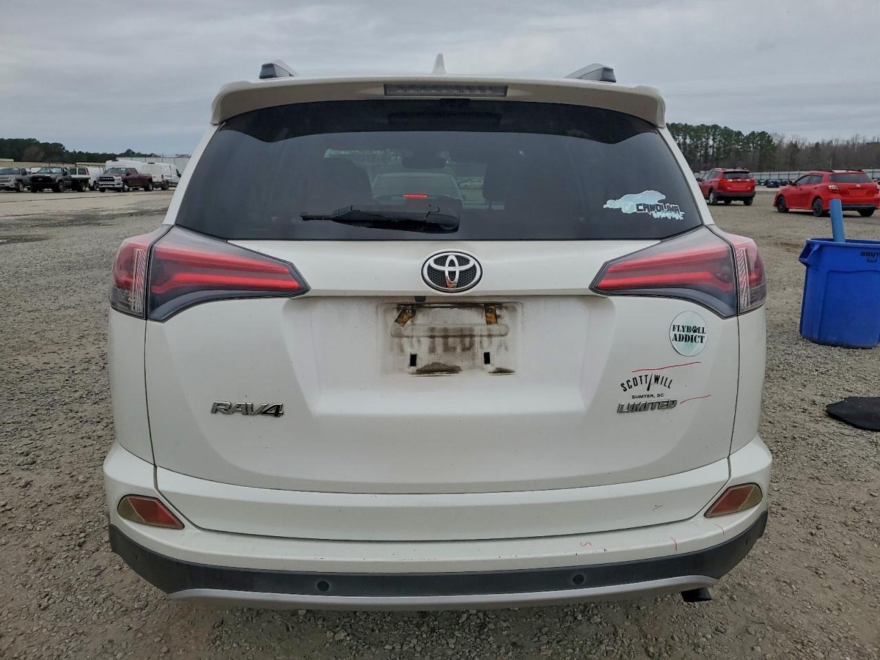 2016 TOYOTA RAV4 LIMITED photo 16