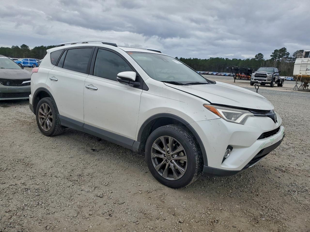 2016 TOYOTA RAV4 LIMITED photo 10