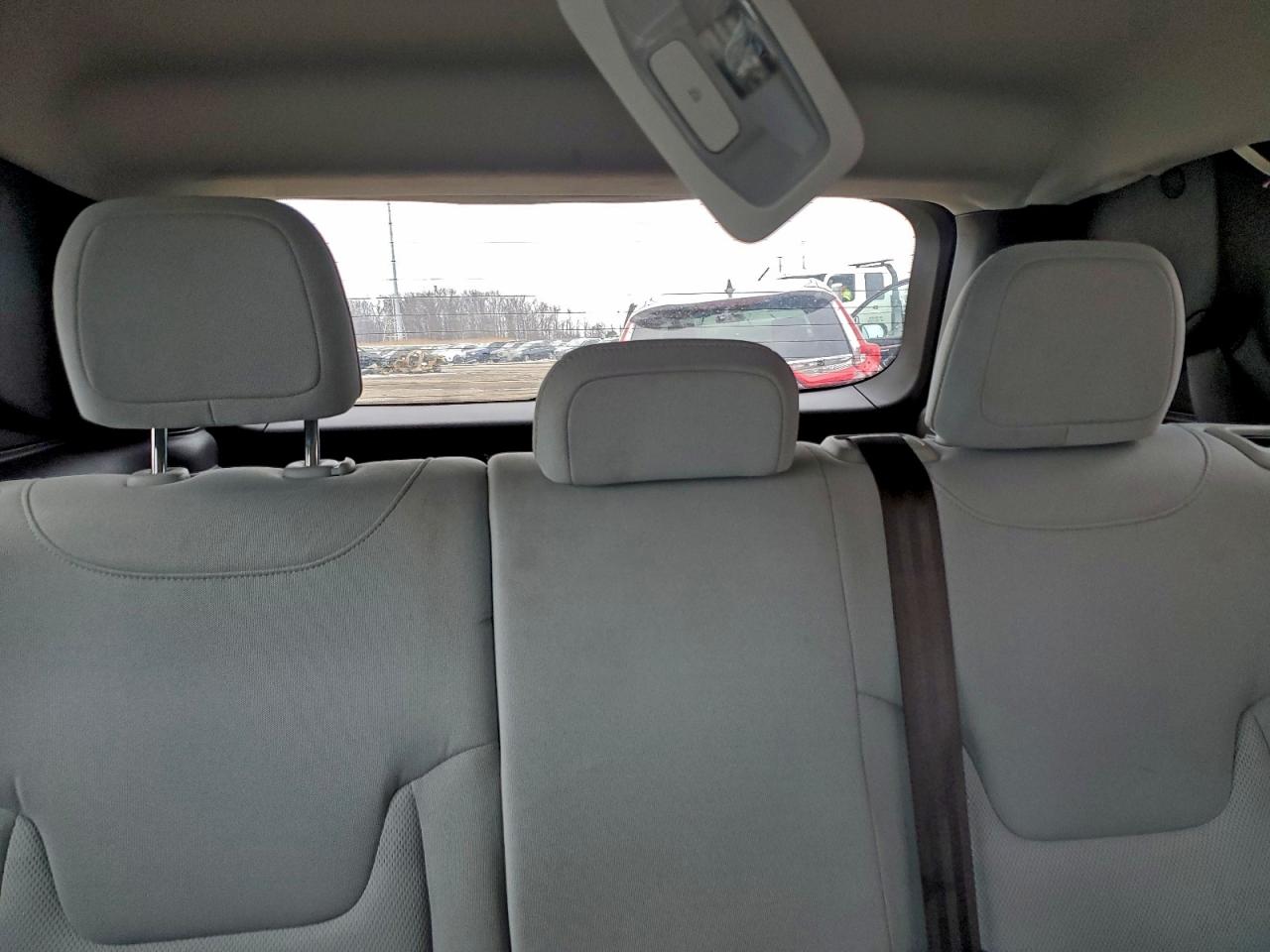 2017 JEEP RENEGADE LATITUDE photo 19