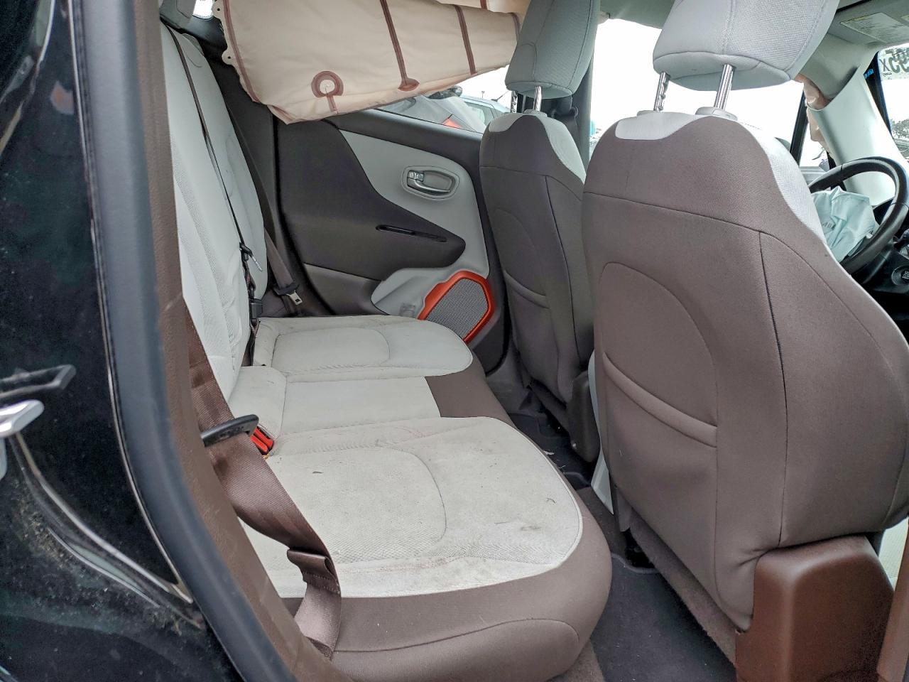2017 JEEP RENEGADE LATITUDE photo 21