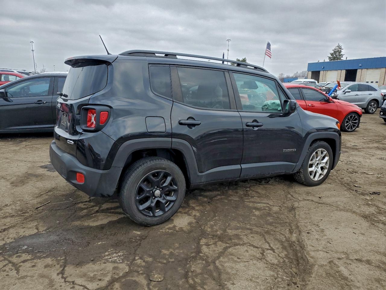2017 JEEP RENEGADE LATITUDE photo 5