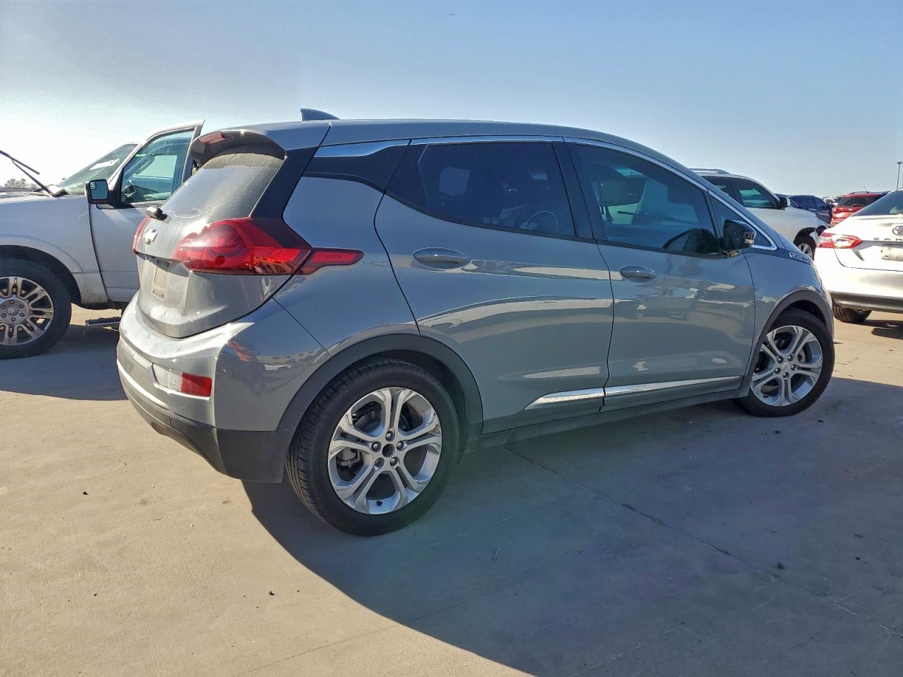 2019 CHEVROLET BOLT EV LT photo 3