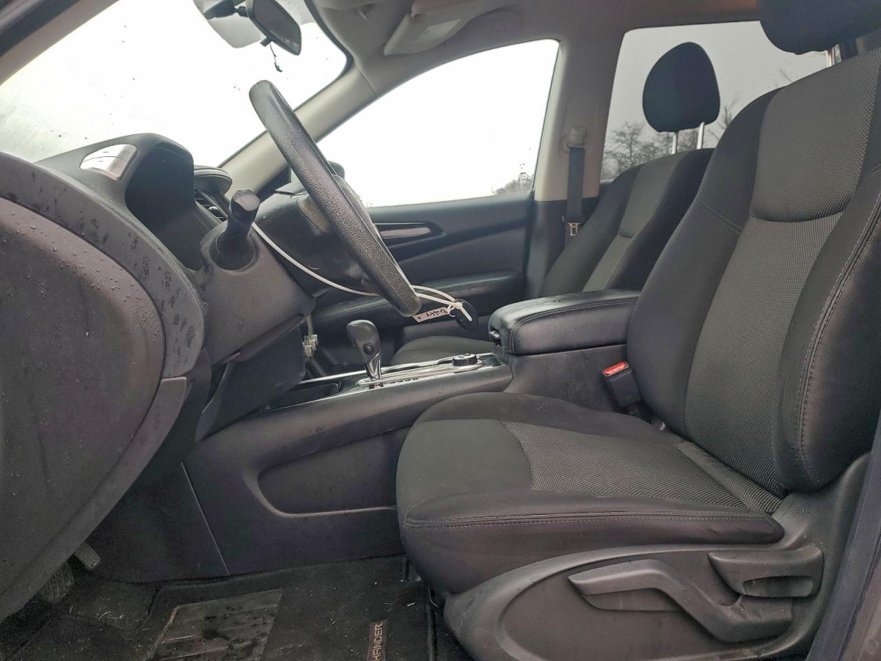 2020 NISSAN PATHFINDER S photo 7