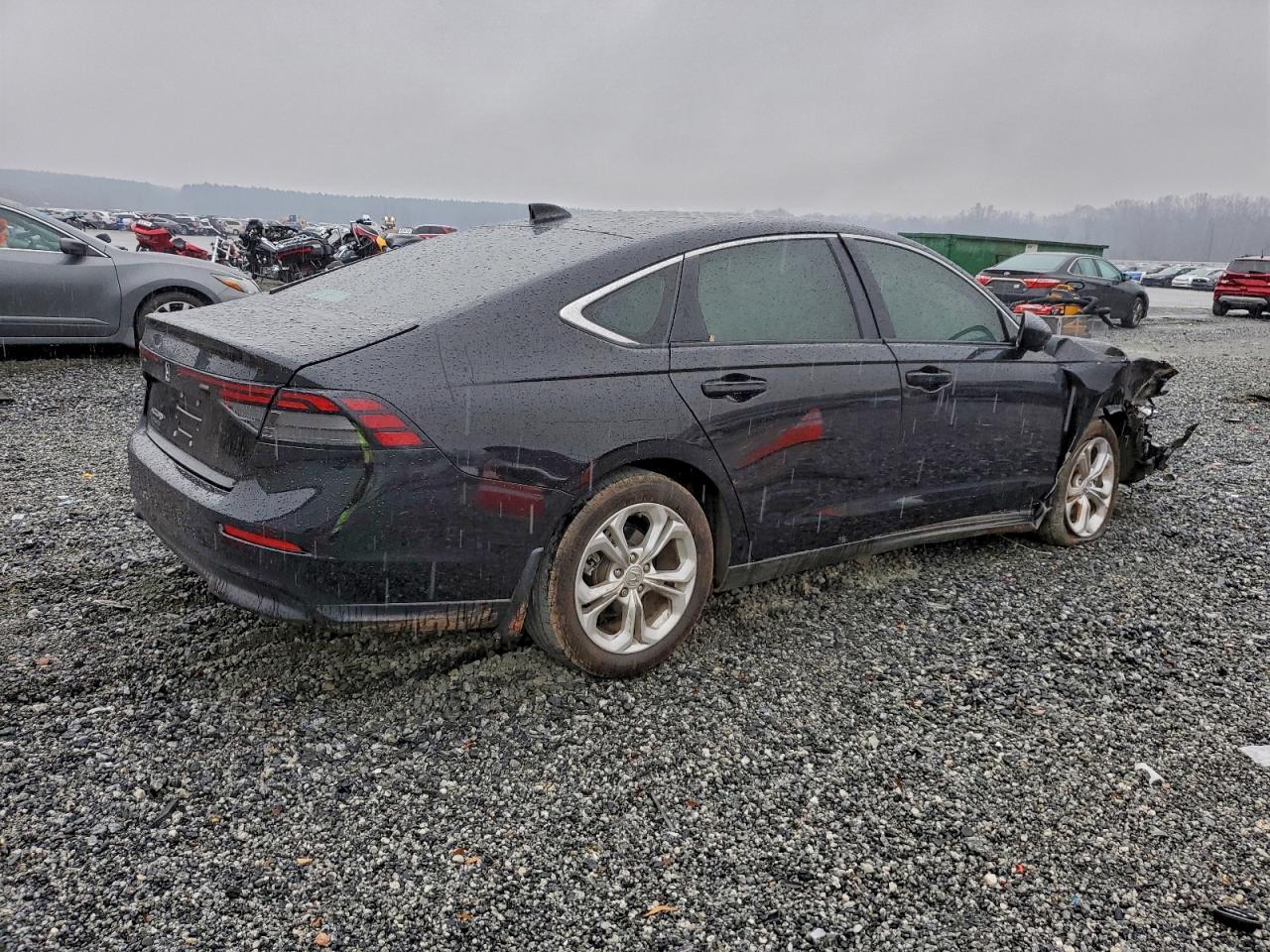 2025 HONDA ACCORD LX photo 5