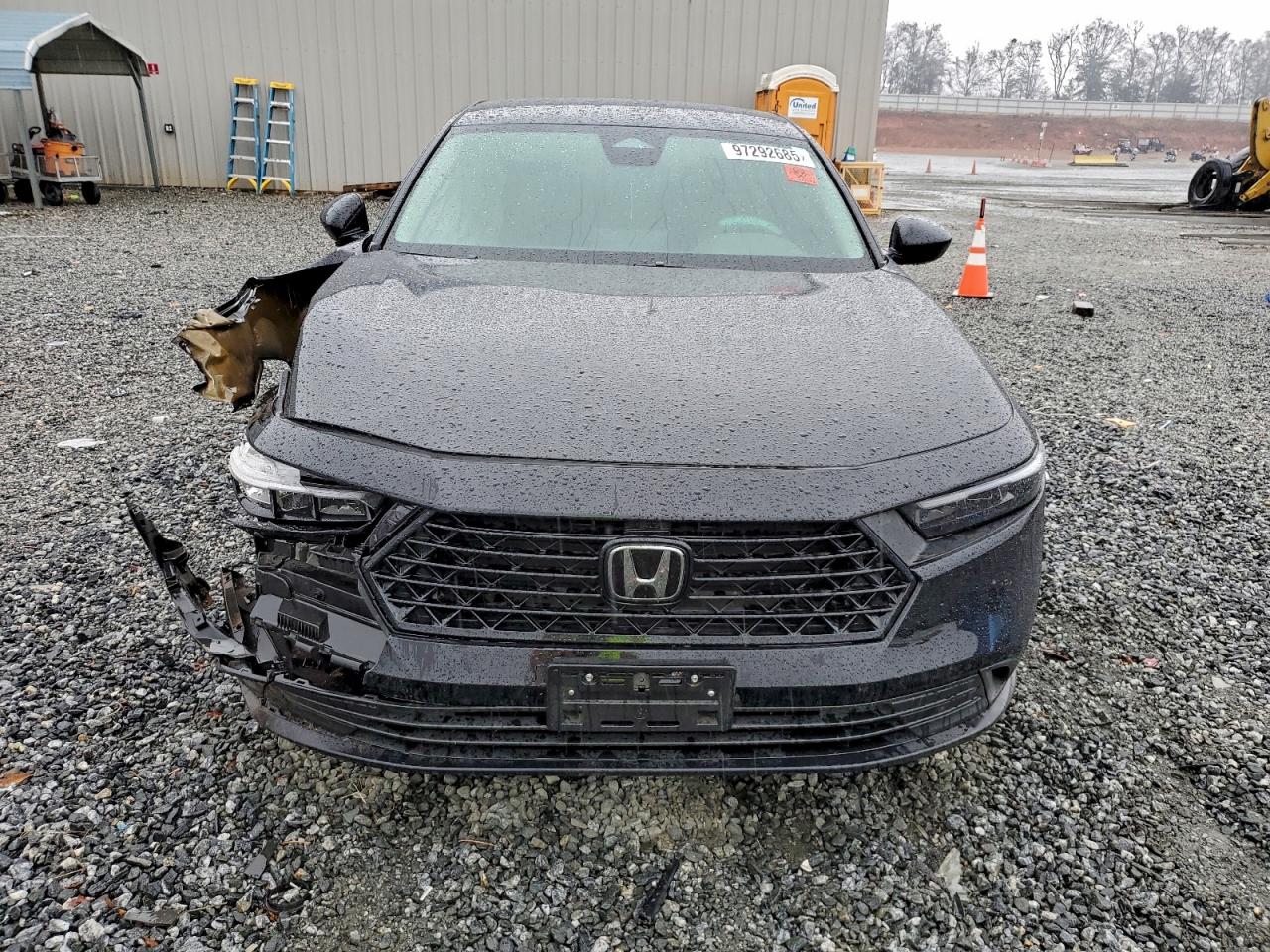 2025 HONDA ACCORD LX photo 9