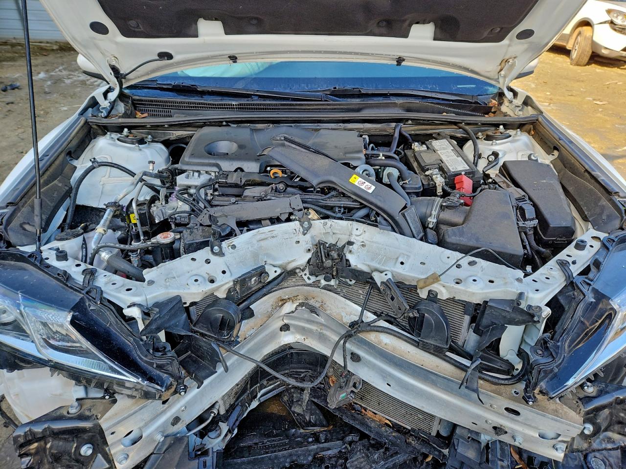 2022 TOYOTA CAMRY LE photo 21