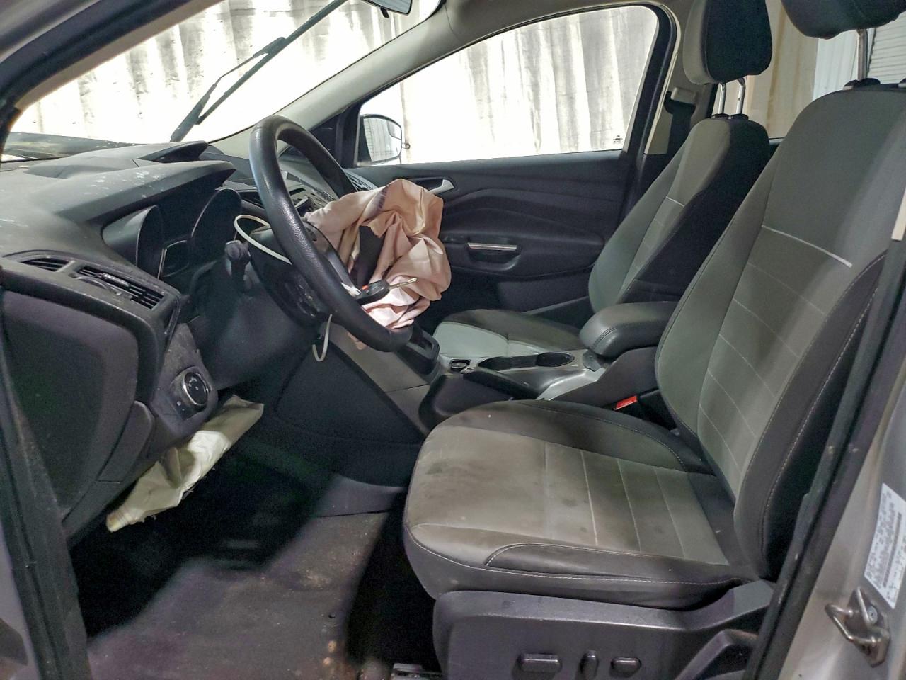 2014 FORD ESCAPE SE photo 25