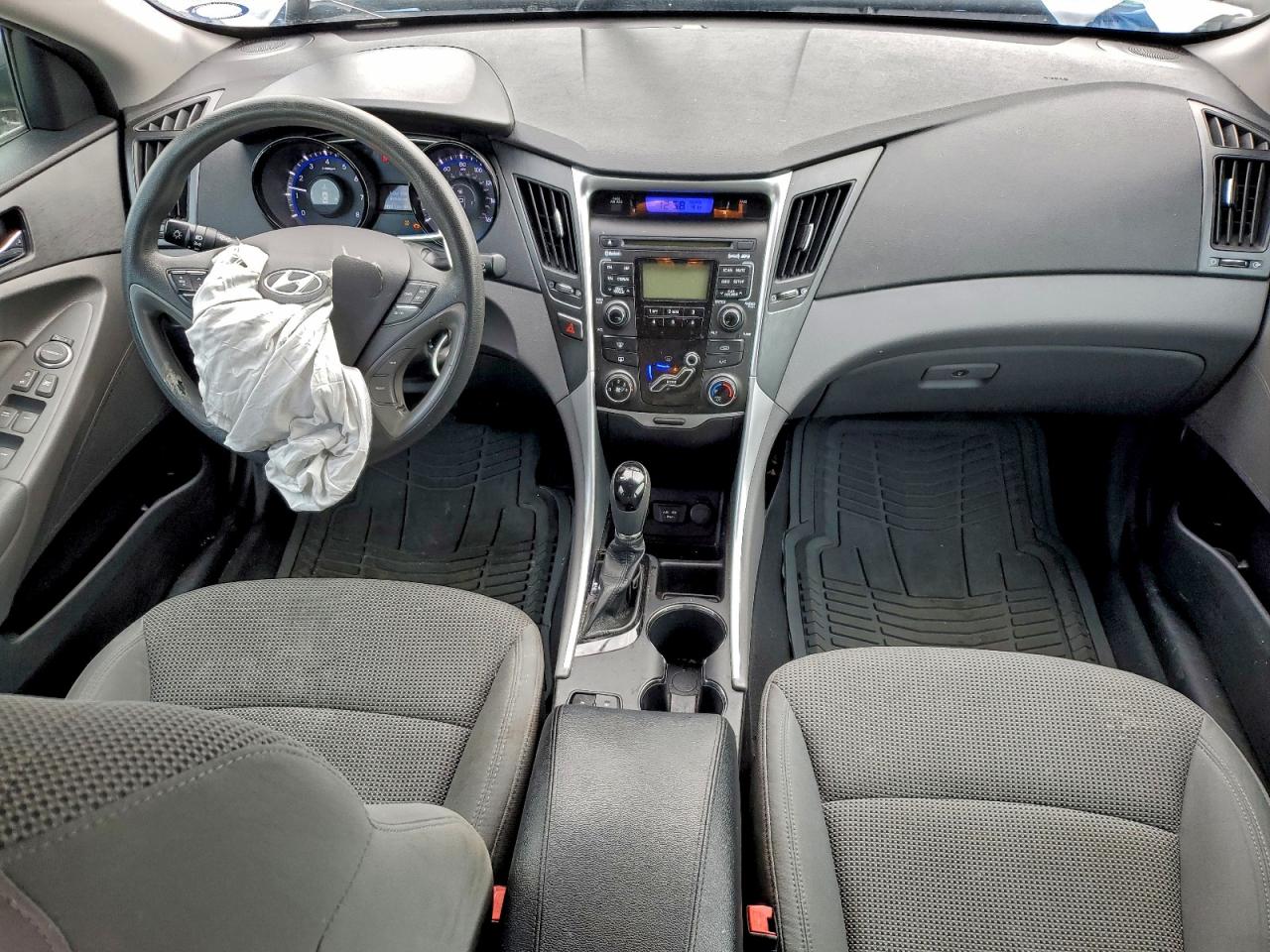 2013 HYUNDAI SONATA GLS photo 22