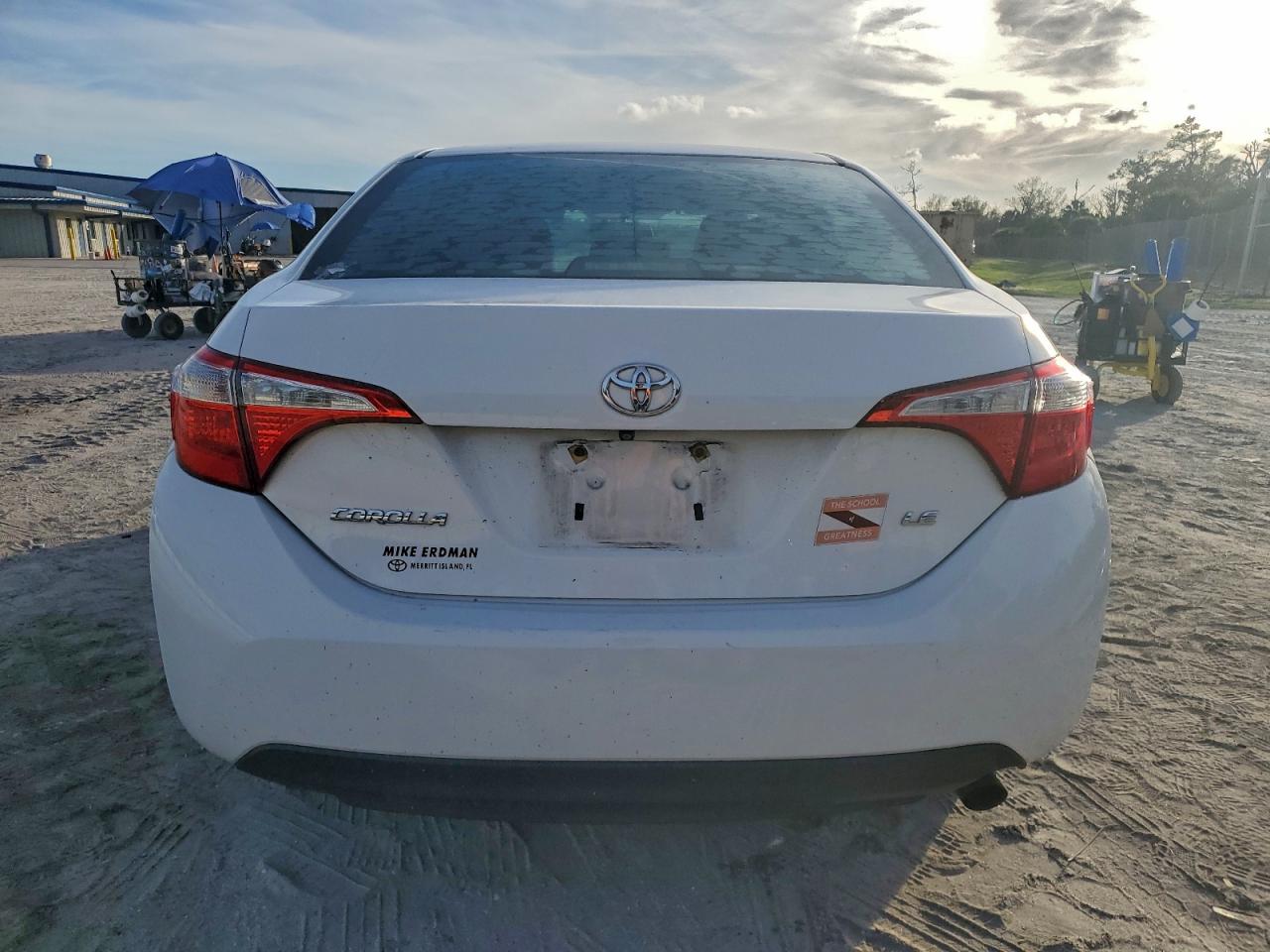 2015 TOYOTA COROLLA L photo 6