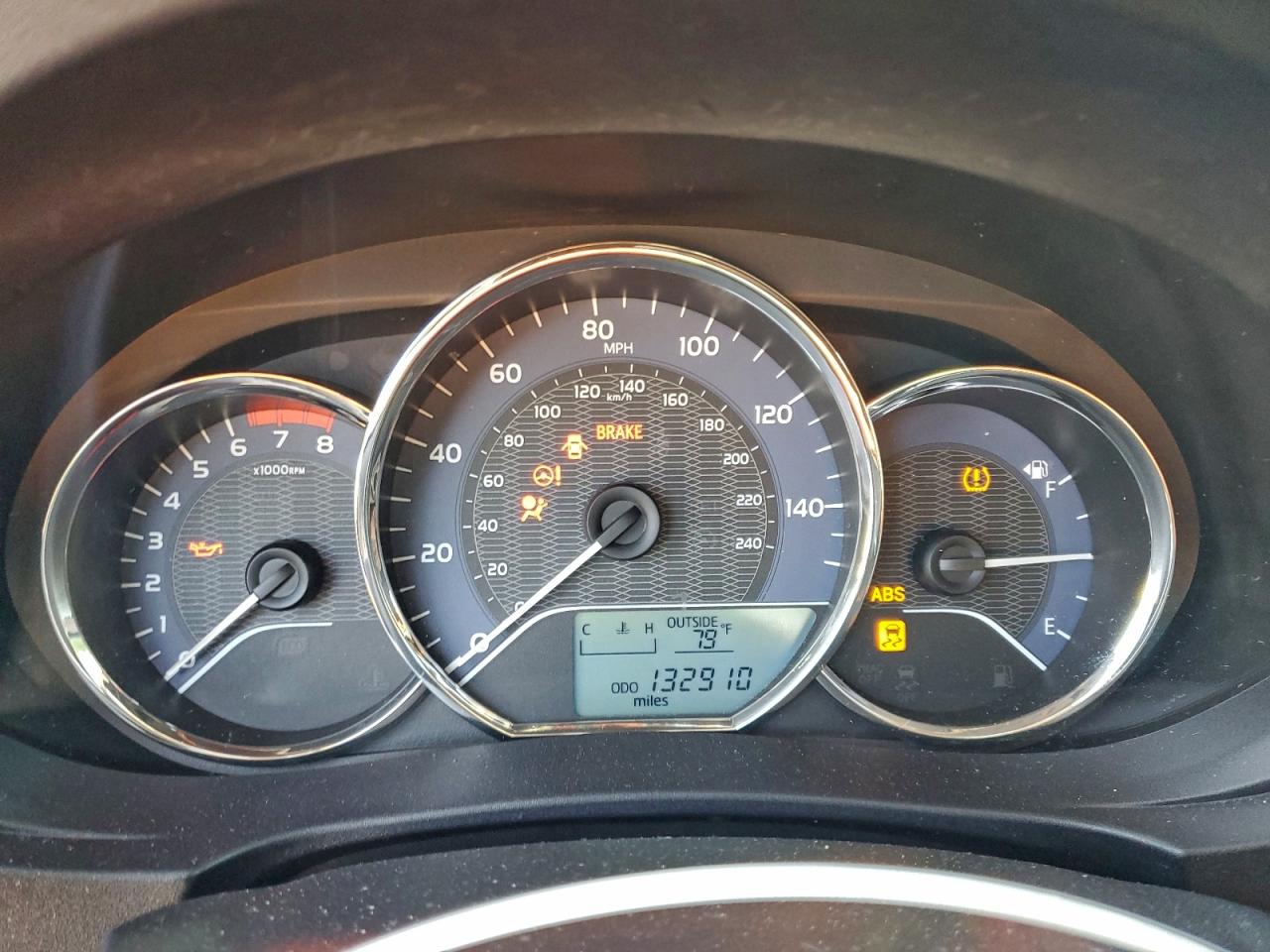 2015 TOYOTA COROLLA L photo 9