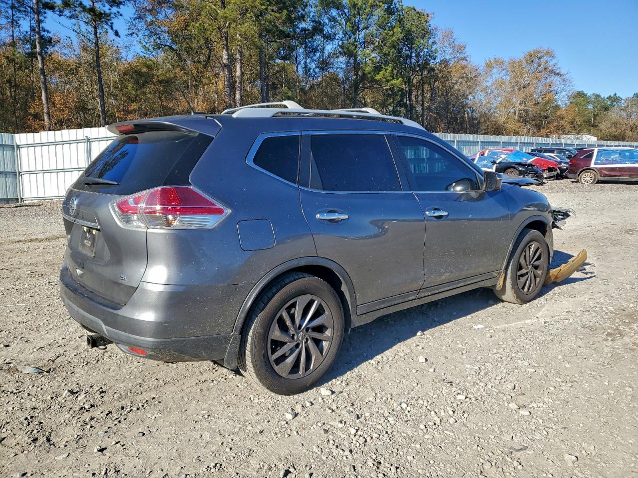 2016 NISSAN ROGUE S photo 3