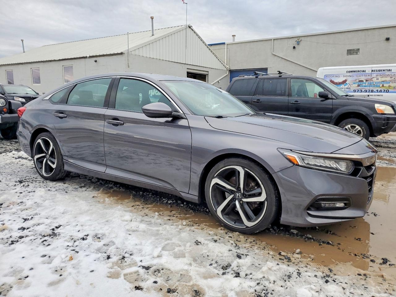 2018 HONDA ACCORD SPORT photo 4