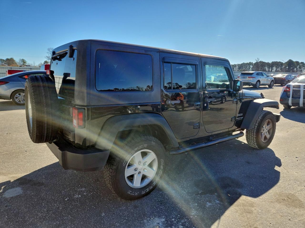 2018 JEEP WRANGLER UNLIMITED SPORT photo 3