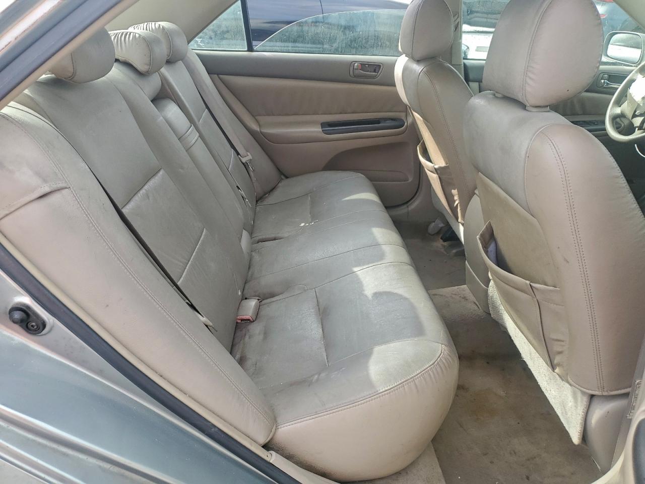 2005 TOYOTA CAMRY LE photo 10