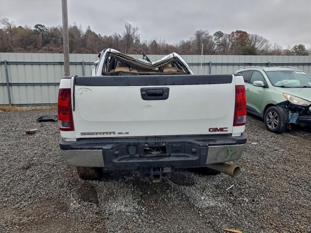 2014 GMC SIERRA K2500 SLE photo 6