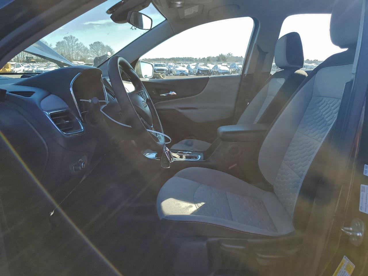2020 CHEVROLET EQUINOX LS photo 7