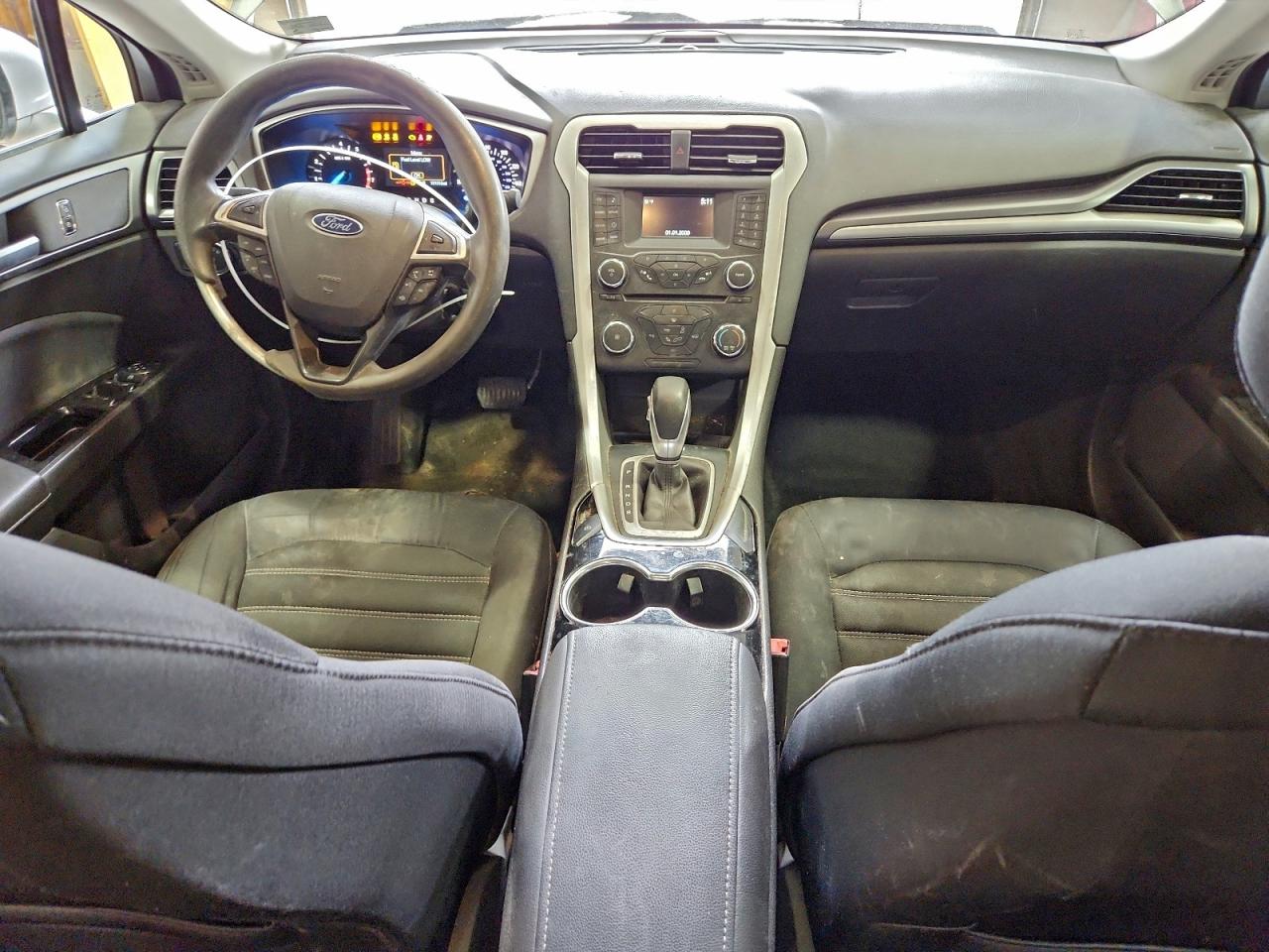 2015 FORD FUSION SE photo 22