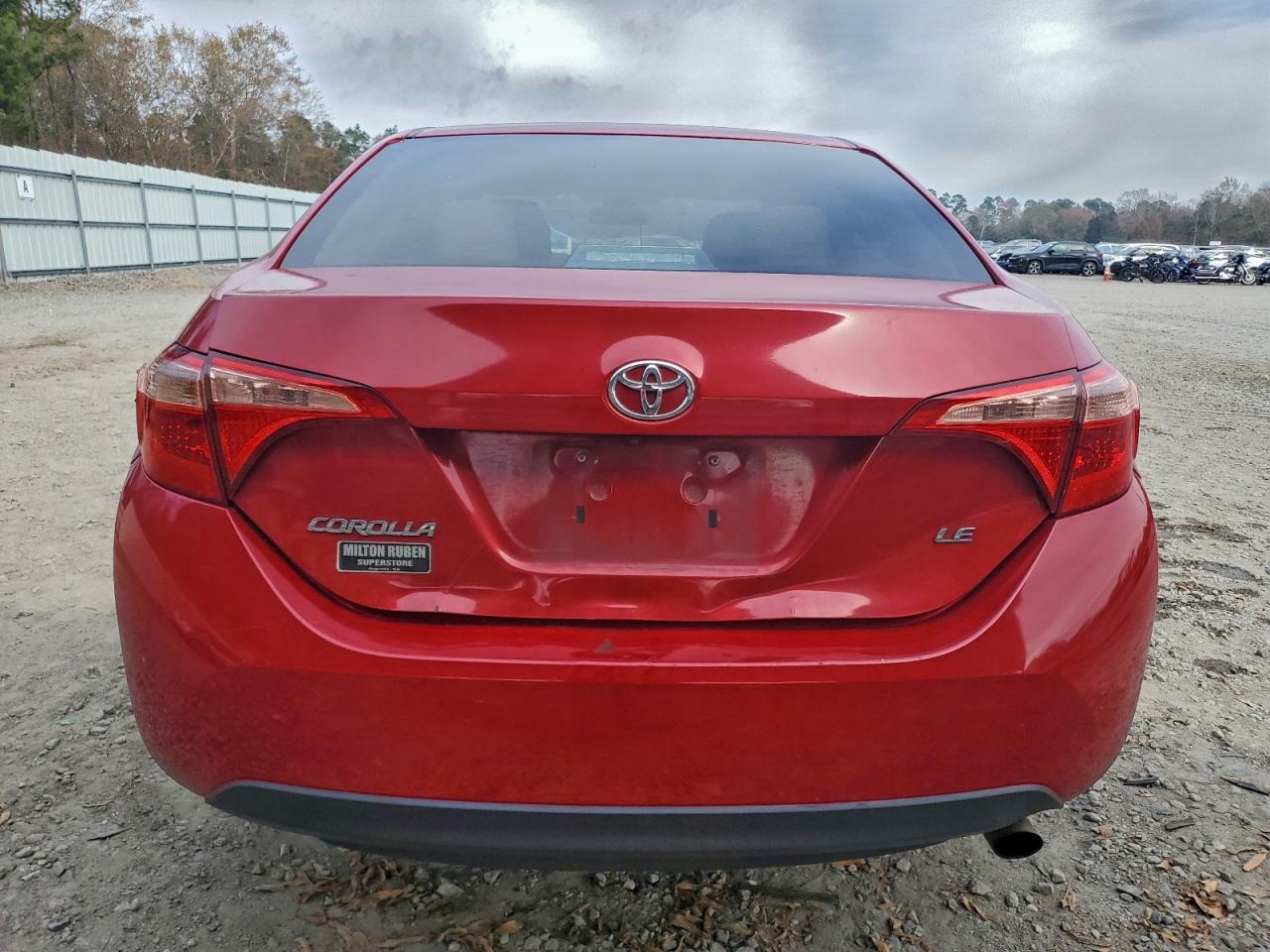 2018 TOYOTA COROLLA L photo 11