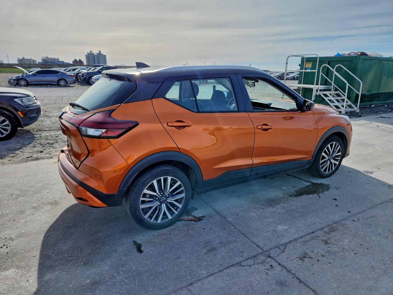2023 NISSAN KICKS SV photo 5