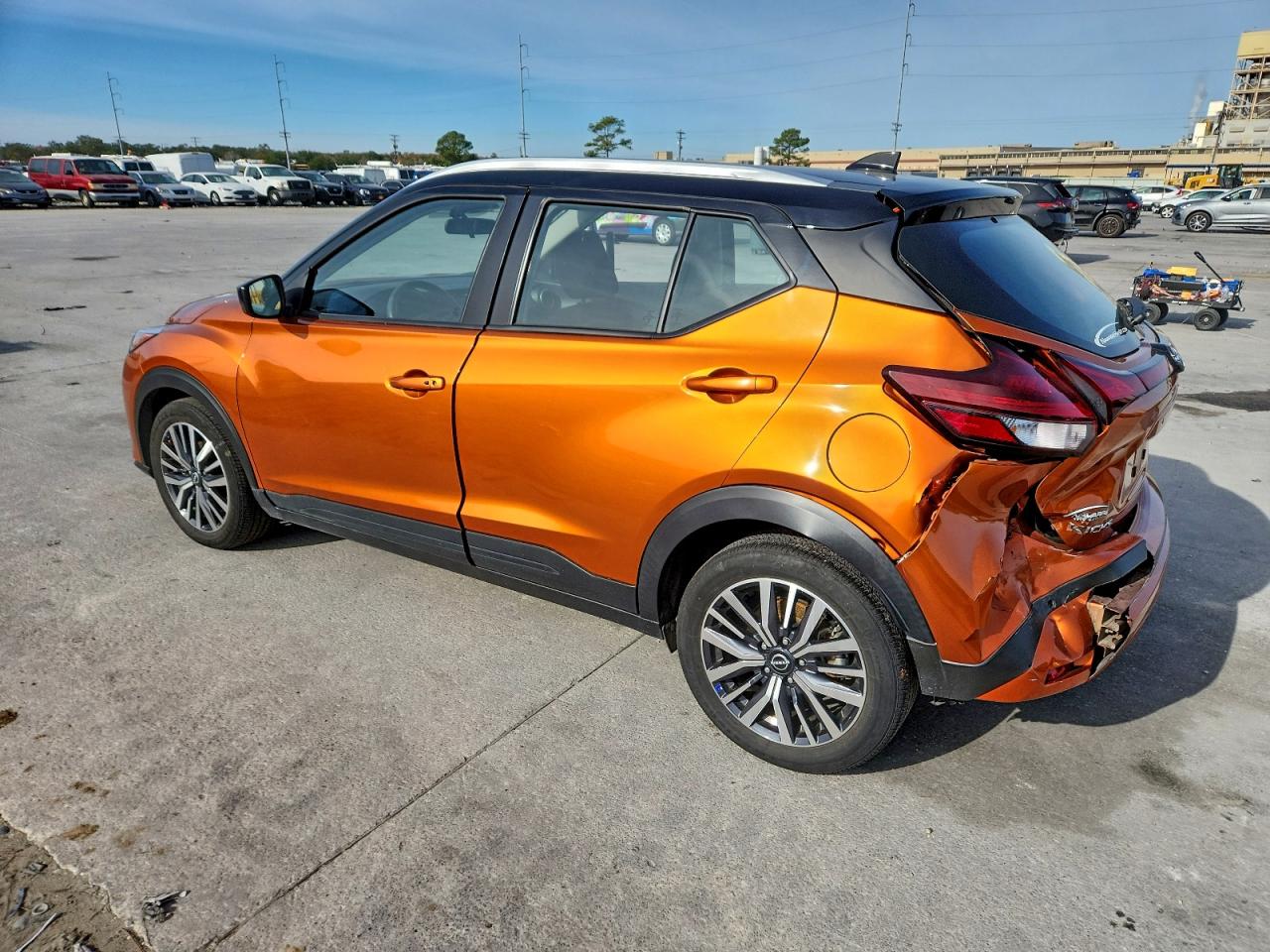 2023 NISSAN KICKS SV photo 3
