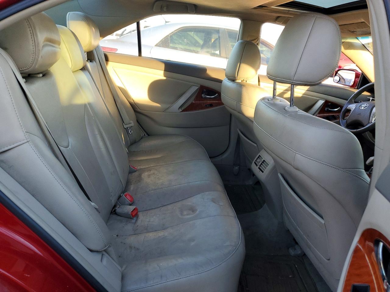 2010 TOYOTA CAMRY BASE photo 10