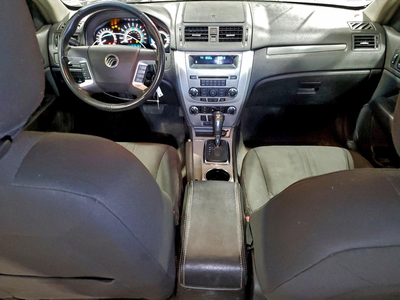 2010 MERCURY MILAN photo 15