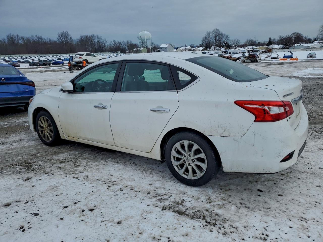 2019 NISSAN SENTRA S photo 4