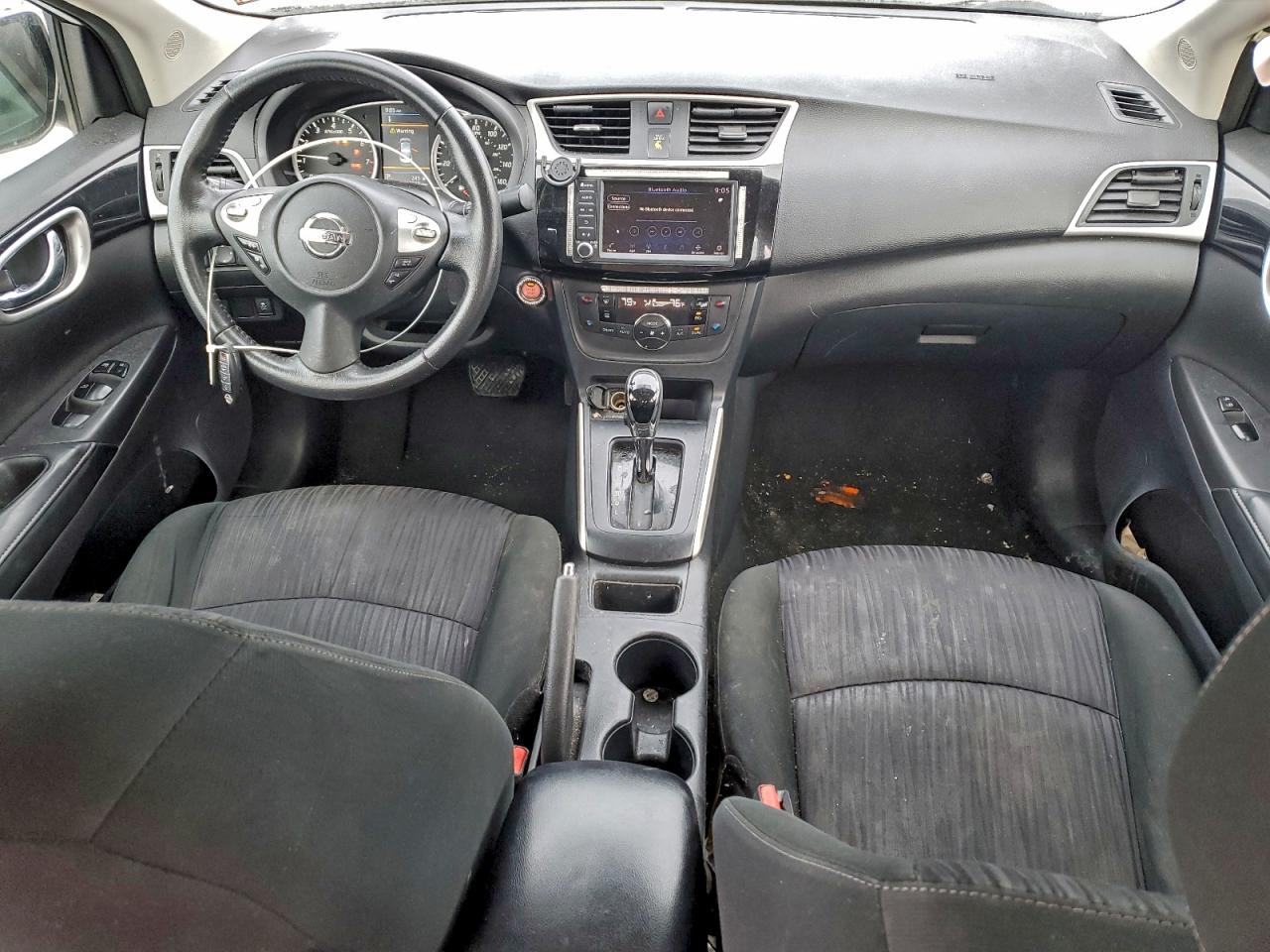 2019 NISSAN SENTRA S photo 22
