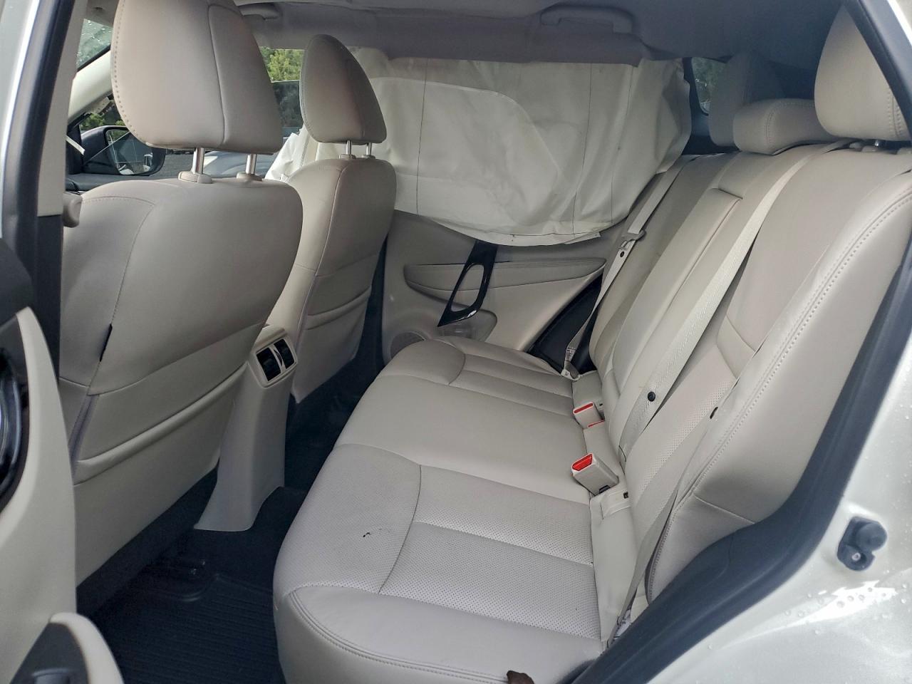 2018 NISSAN ROGUE SPORT S photo 11
