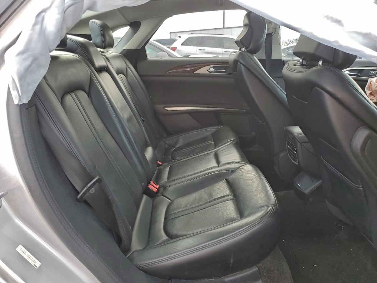 2015 LINCOLN MKZ photo 28