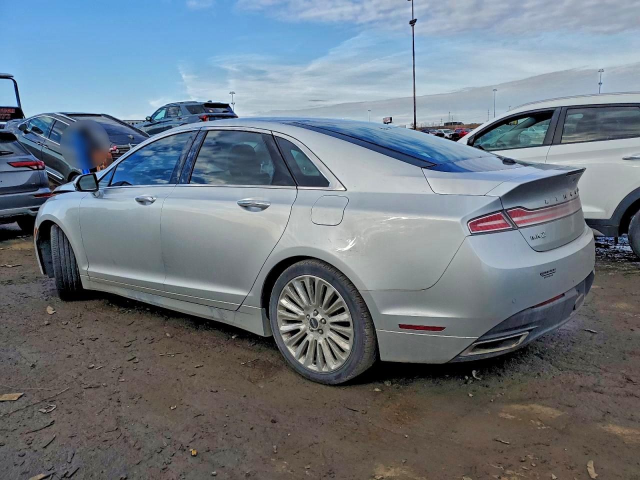 2015 LINCOLN MKZ photo 4