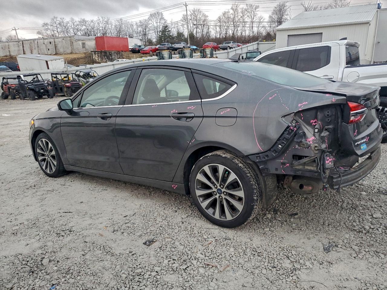 2020 FORD FUSION SE photo 2