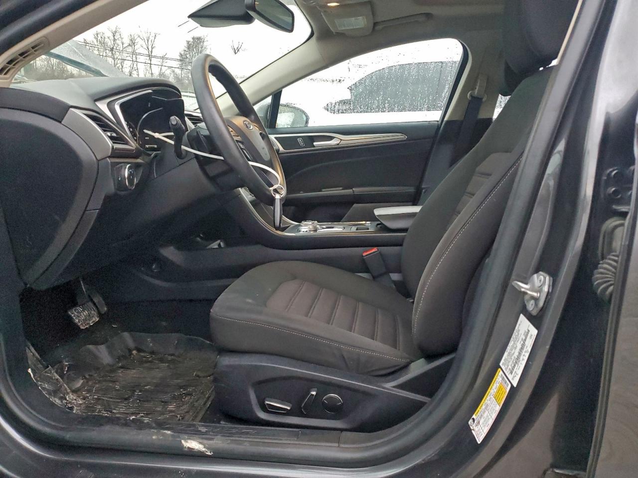 2020 FORD FUSION SE photo 7