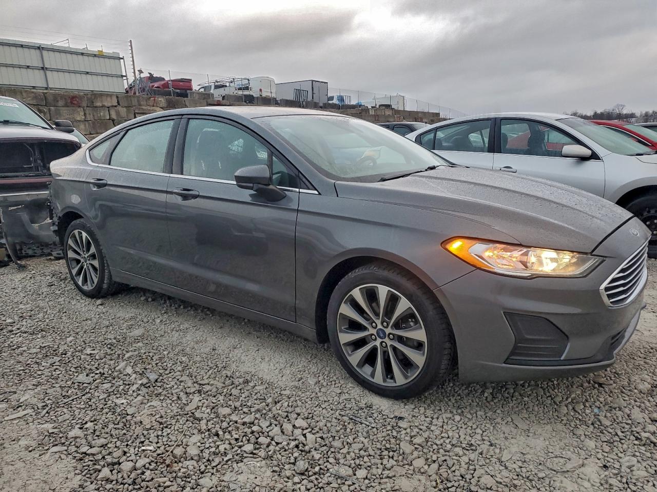 2020 FORD FUSION SE photo 4