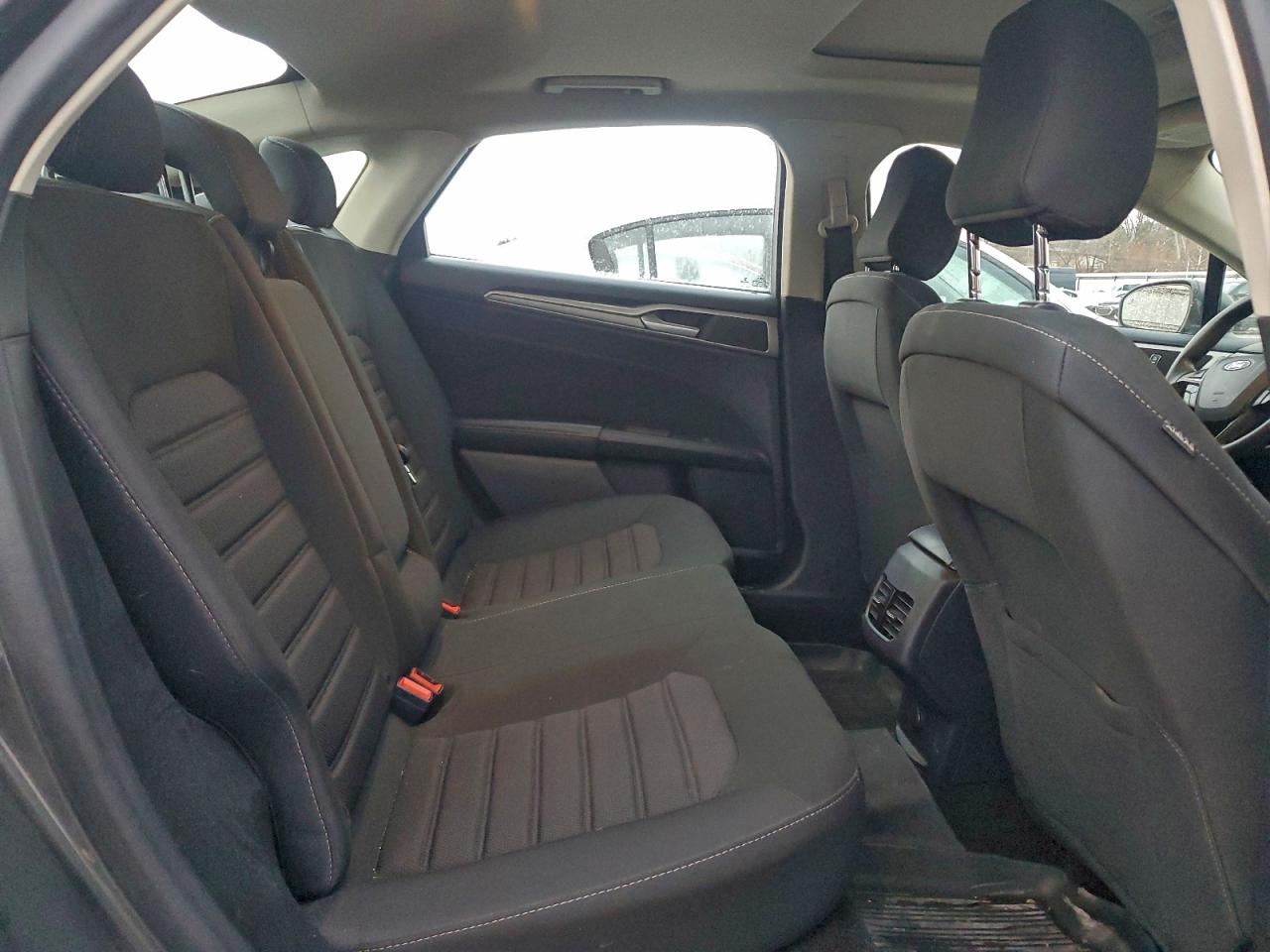 2020 FORD FUSION SE photo 10