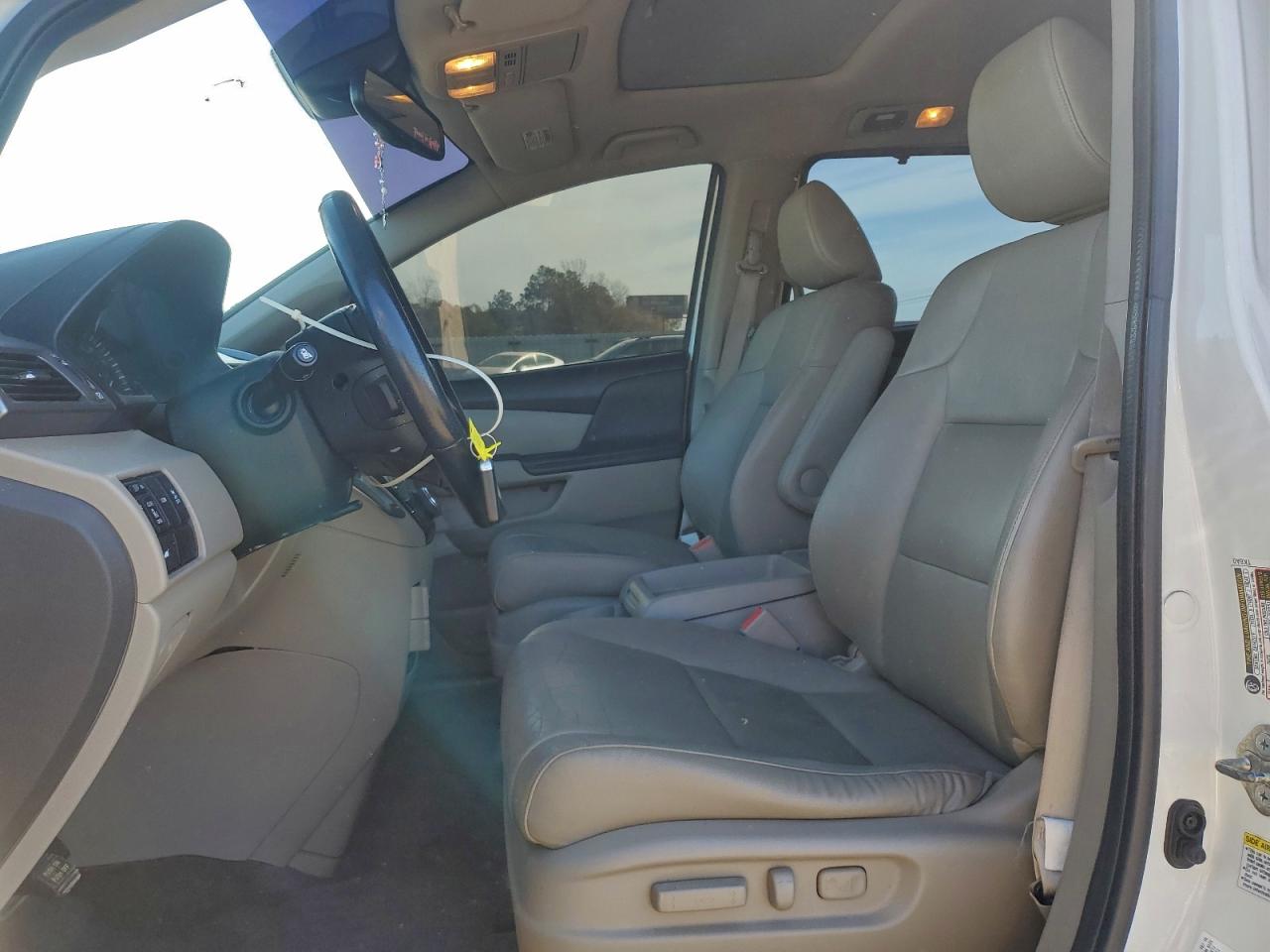 2016 HONDA ODYSSEY EXL photo 13