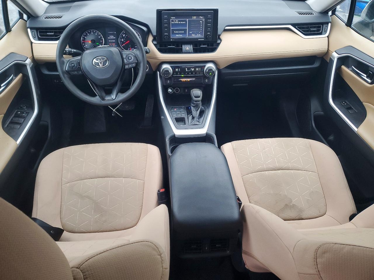 2021 TOYOTA RAV4 XLE photo 15