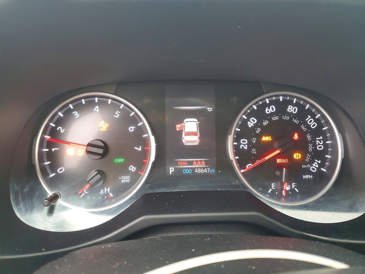 2021 TOYOTA RAV4 XLE photo 17