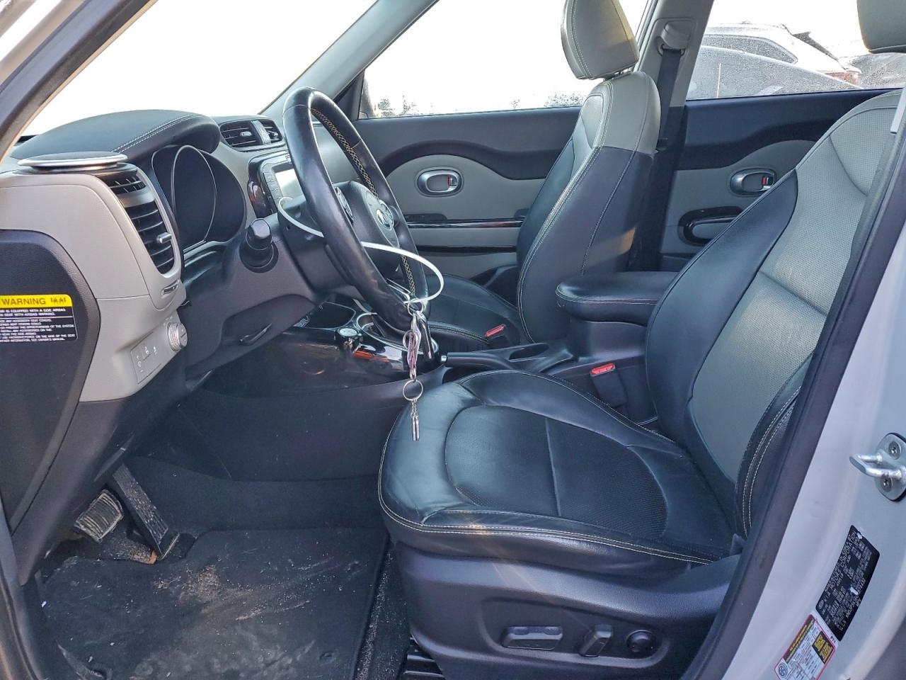 2016 KIA SOUL + photo 19