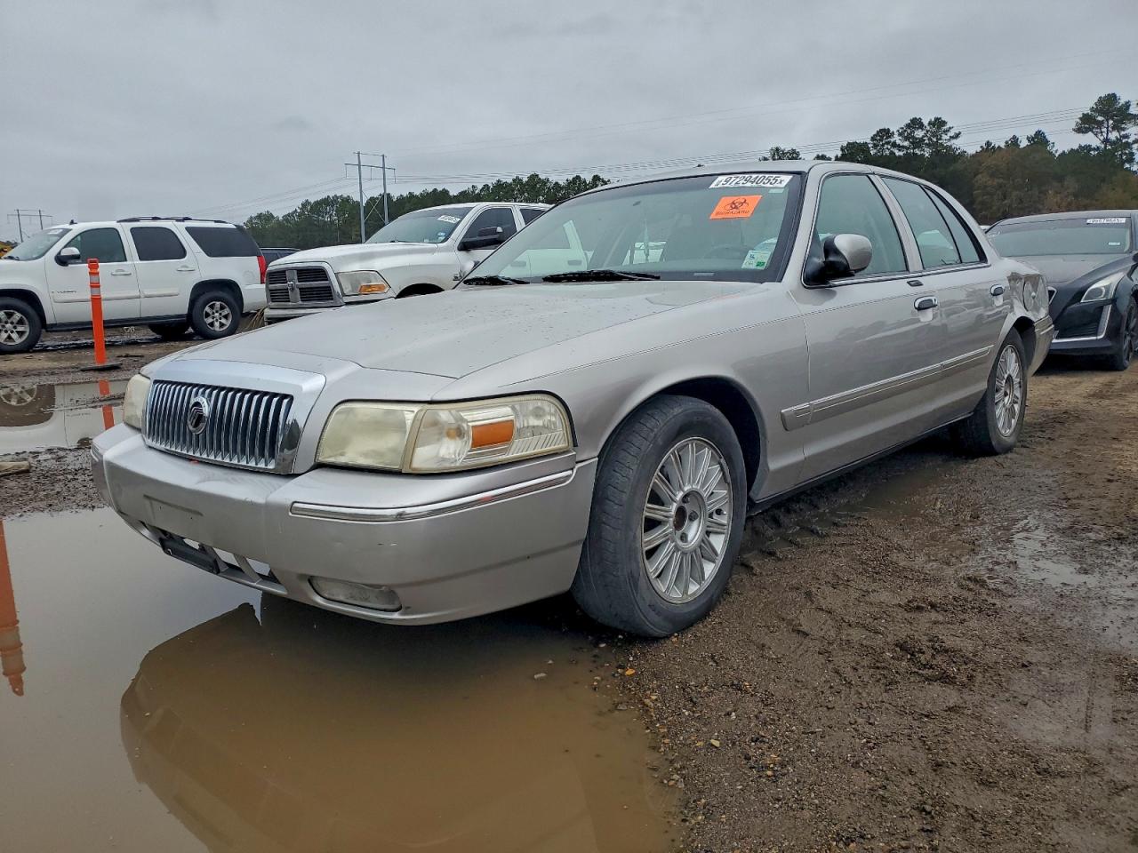 2008 MERCURY GRAND MARQUIS