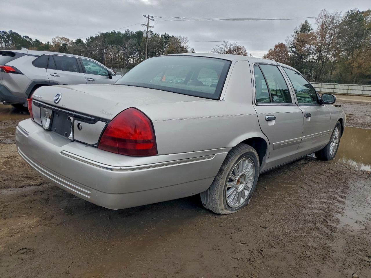 2008 MERCURY GRAND MARQUIS LS photo 3