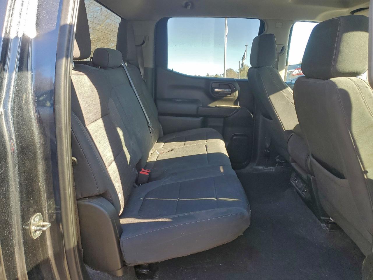 2021 CHEVROLET SILVERADO K1500 LT photo 10