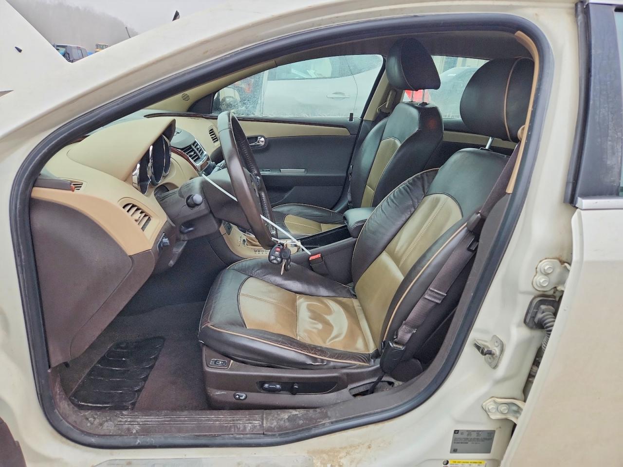 2011 CHEVROLET MALIBU LTZ photo 7